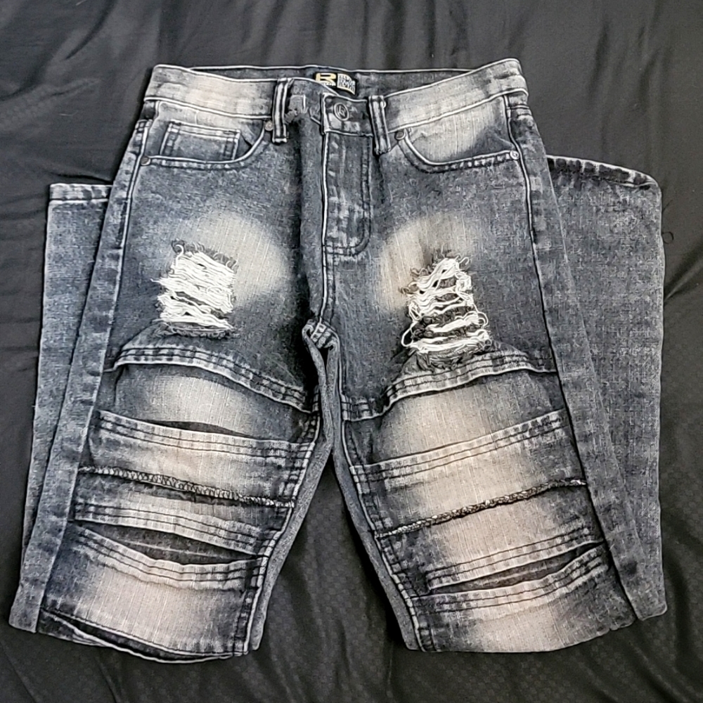 BOYS RIPPED JEANS
